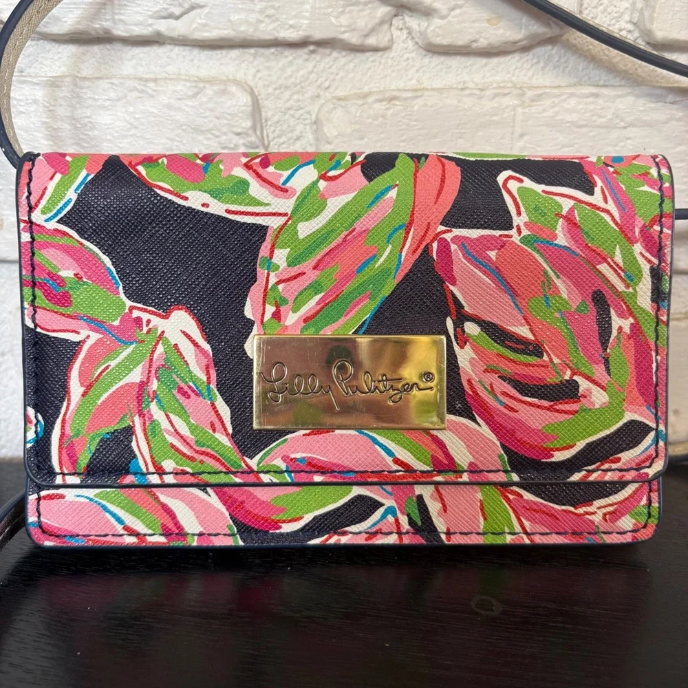Lilly‎ Pulitzer It's A Date Crossbody Bg Clutch Removable Strap Floral Print